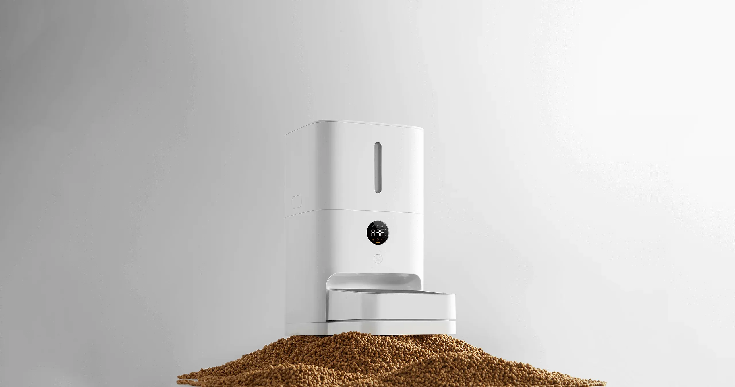 Xiaomi Smart Pet Food Feeder 2 in redaktioneller Produktdarstellung